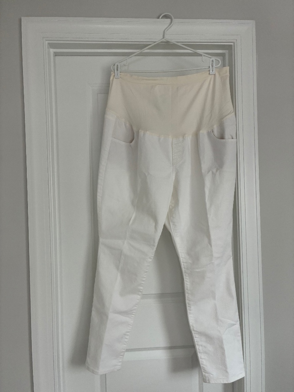Old Navy MATERNITY full panel white jeans